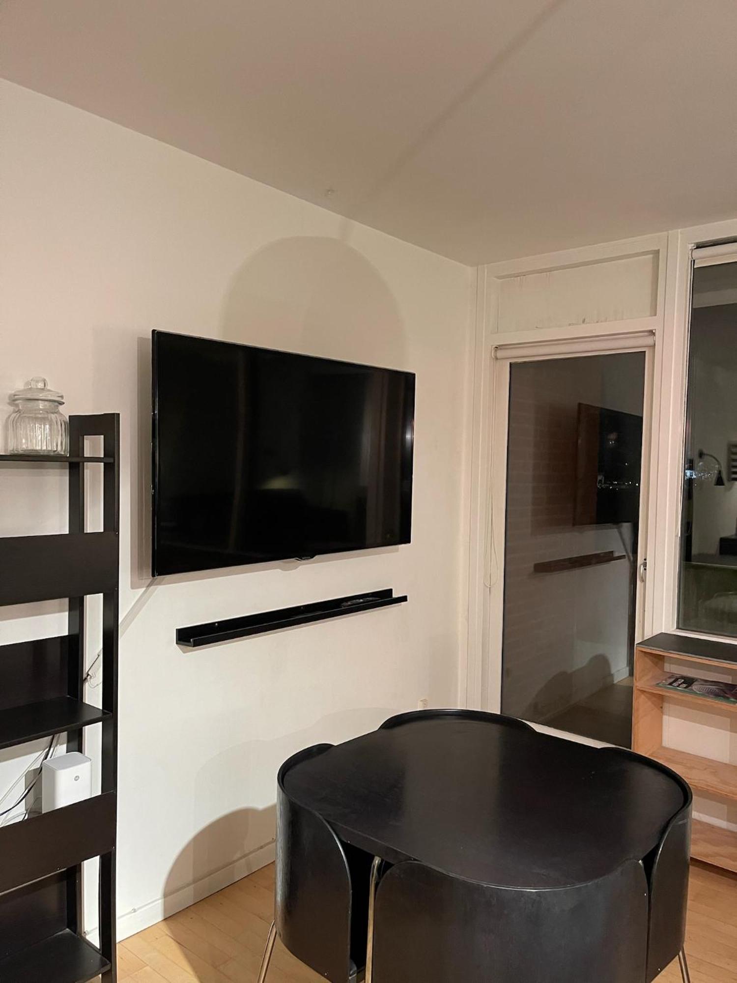 First Row Apartment With Balcony To The Ramparts โคเปนเฮเกน ภายนอก รูปภาพ