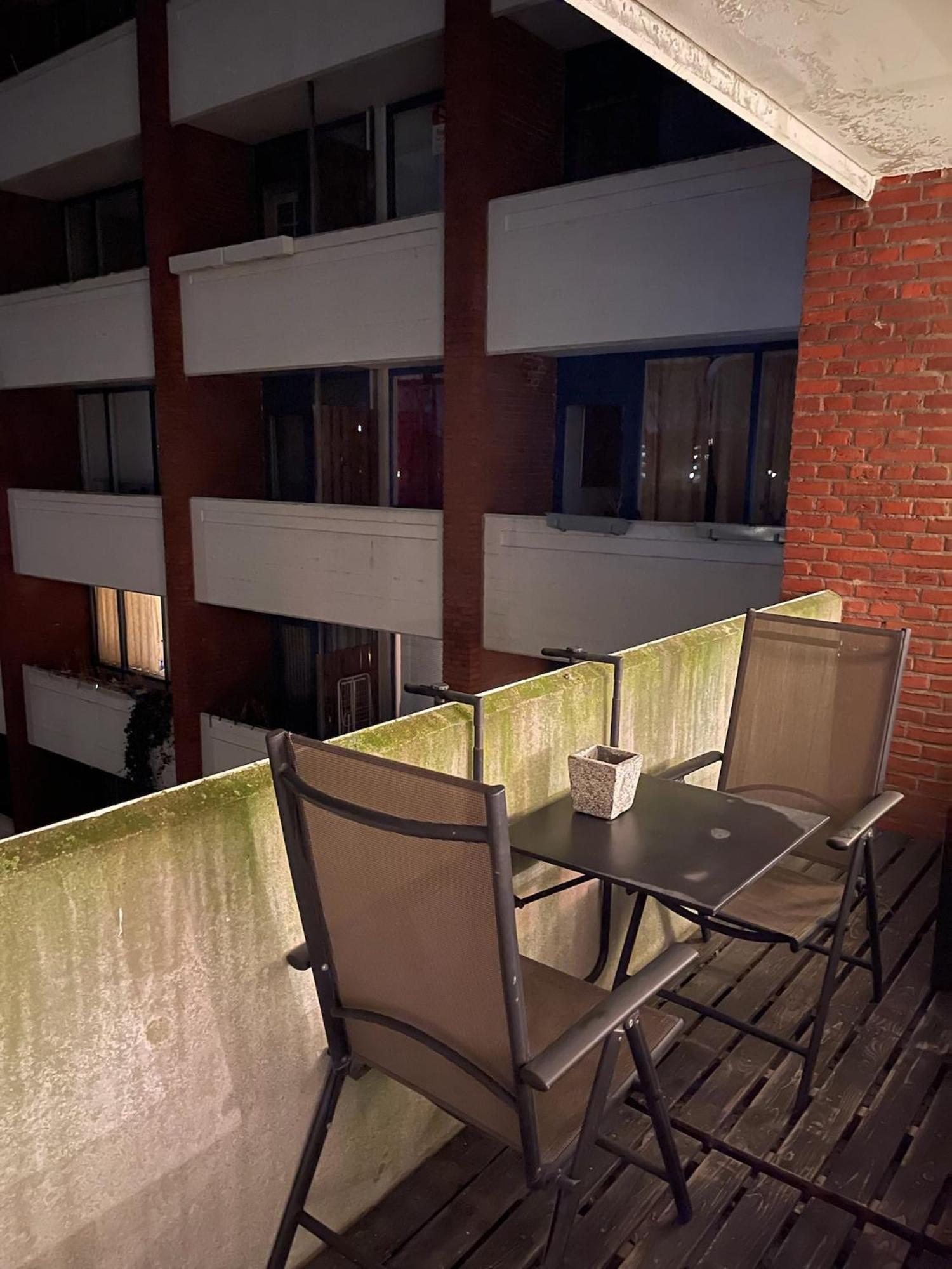 First Row Apartment With Balcony To The Ramparts โคเปนเฮเกน ภายนอก รูปภาพ